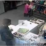 Video Kedai Butik Dirompak di Seri Manjung, Perak (03/07/2013) CCTV
