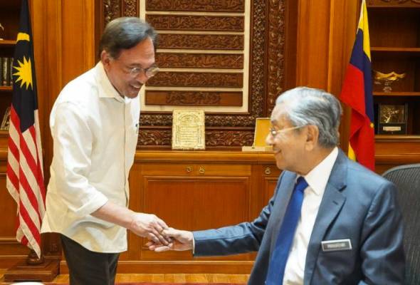 Anwar Ibrahim Dedah Intipati Pertemuan Dengan PM